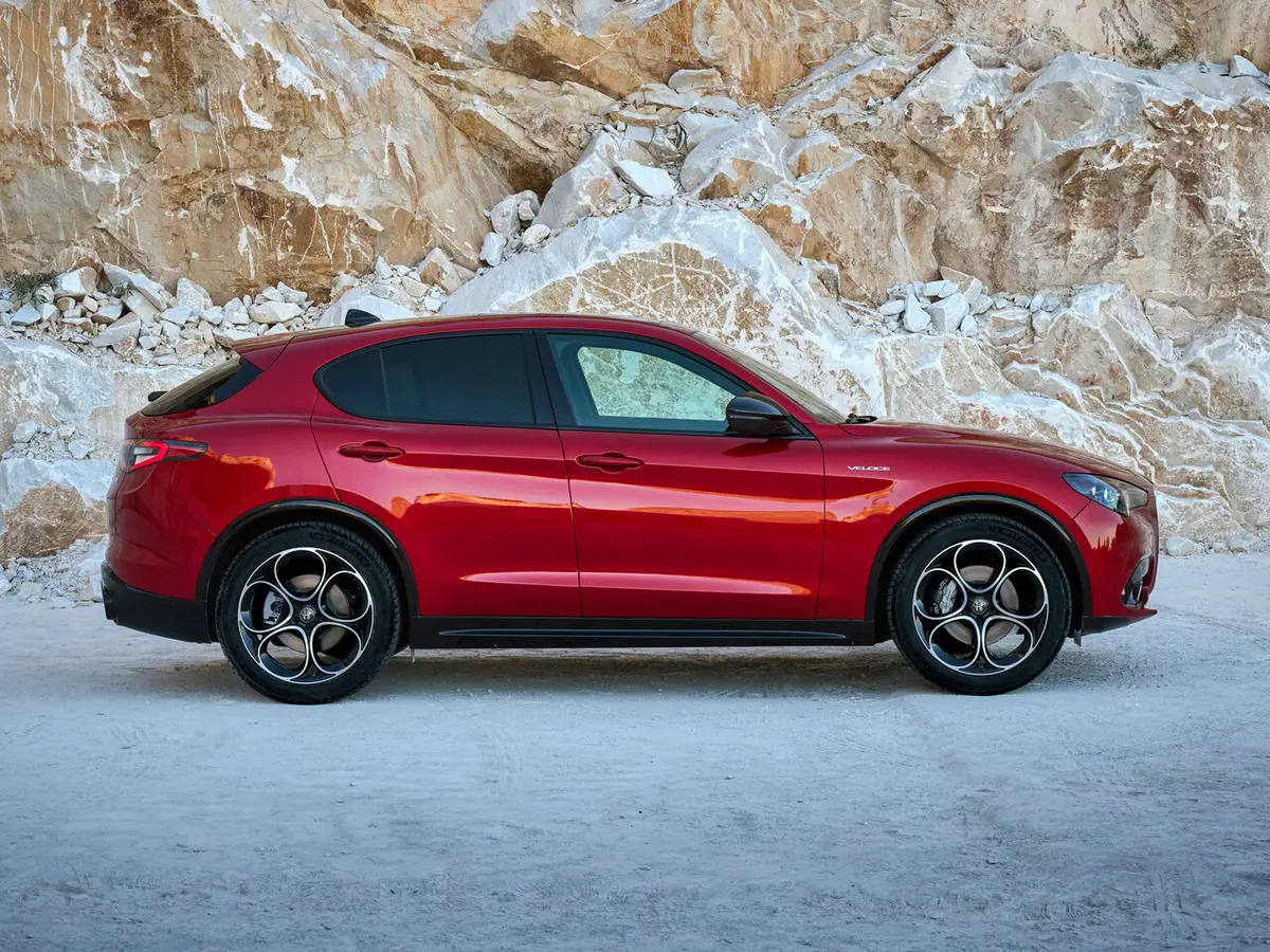 Alfa Romeo Stelvio I Facelift 2