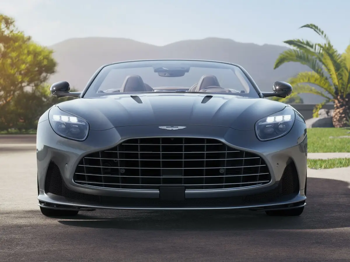 Aston Martin DB12 I