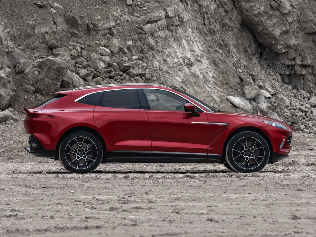 Aston Martin DBX I