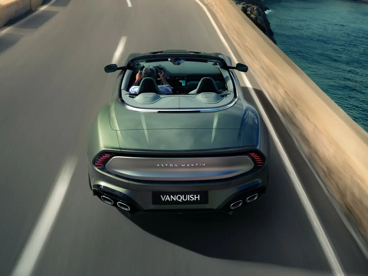Aston Martin V12 Vanquish III