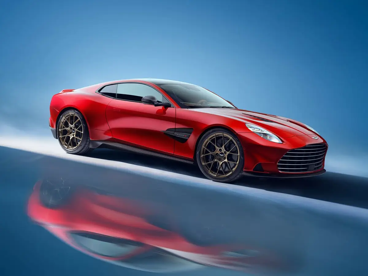 Aston Martin V12 Vanquish III