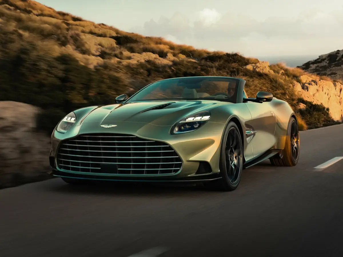 Aston Martin V12 Vanquish