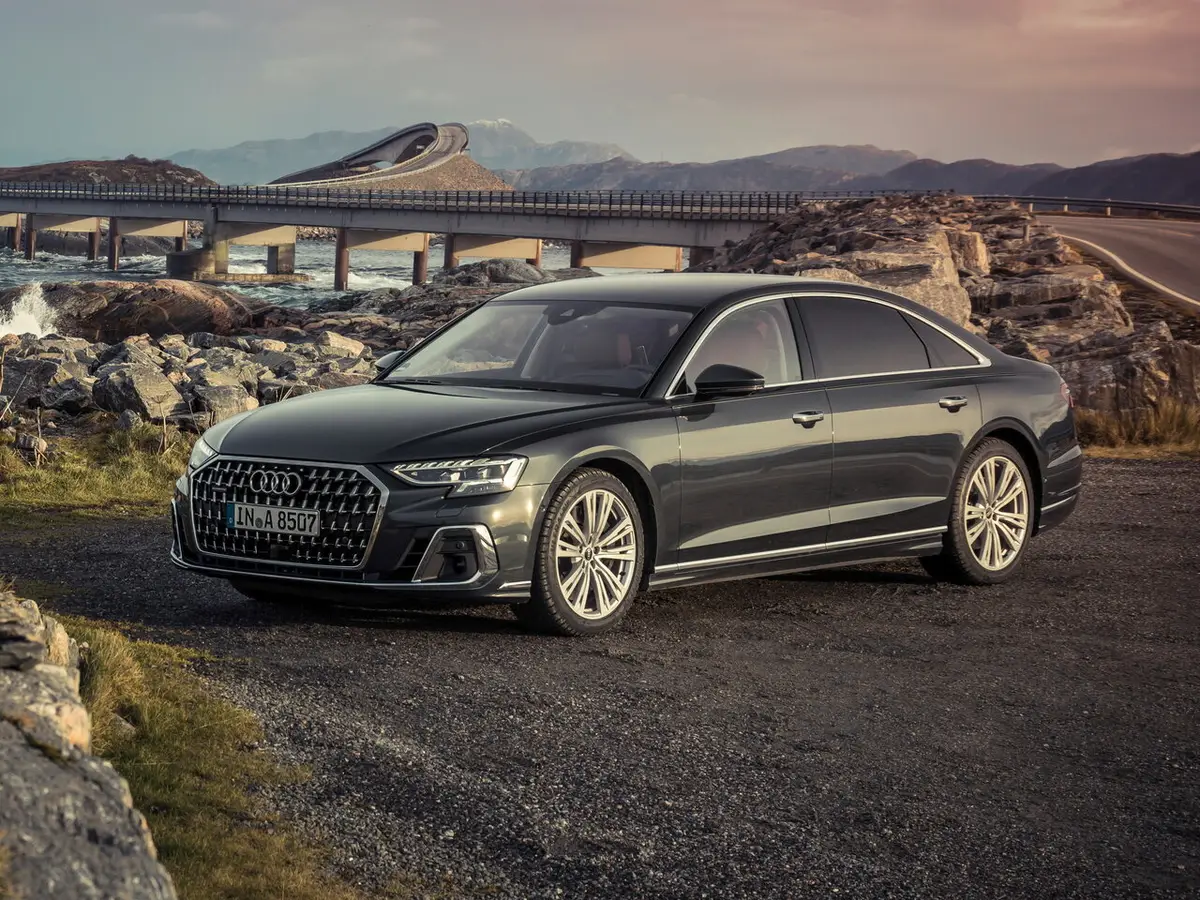 Audi A8