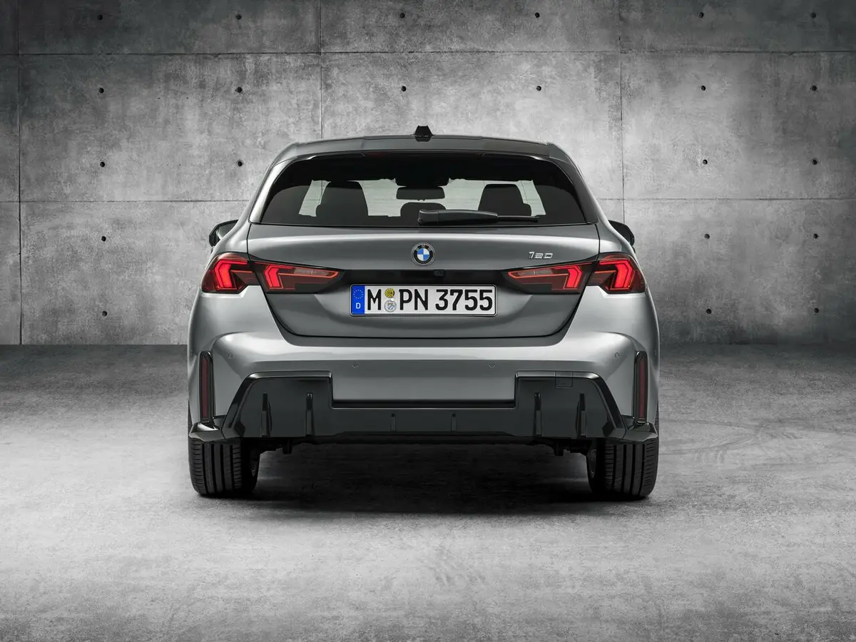 BMW 1 series IV F70