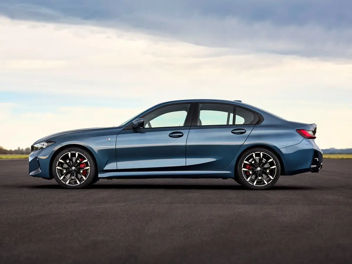 BMW 3 series VII G2x Facelift 2