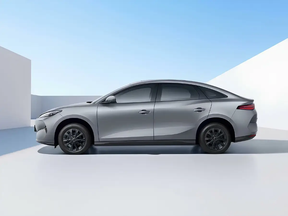 BYD E7 I