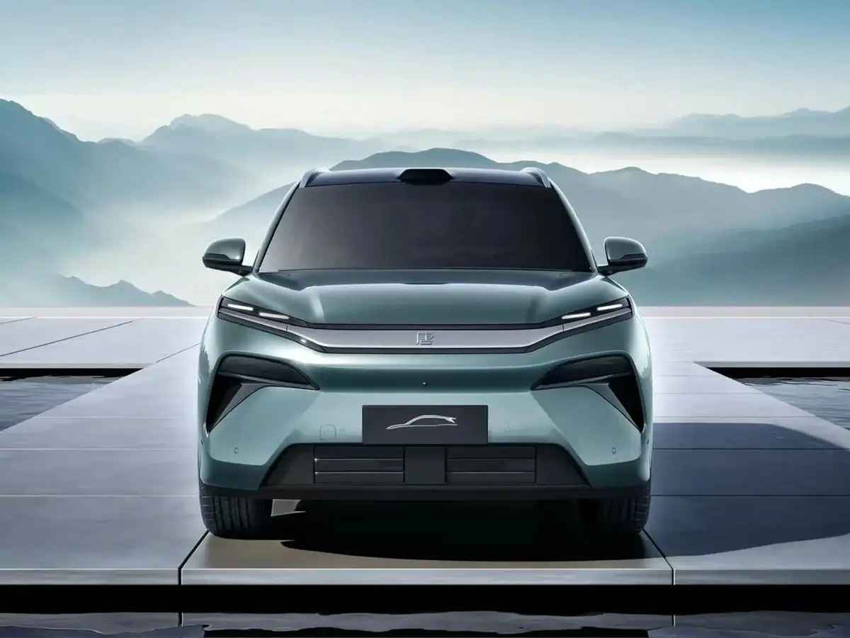 BYD Tang L I
