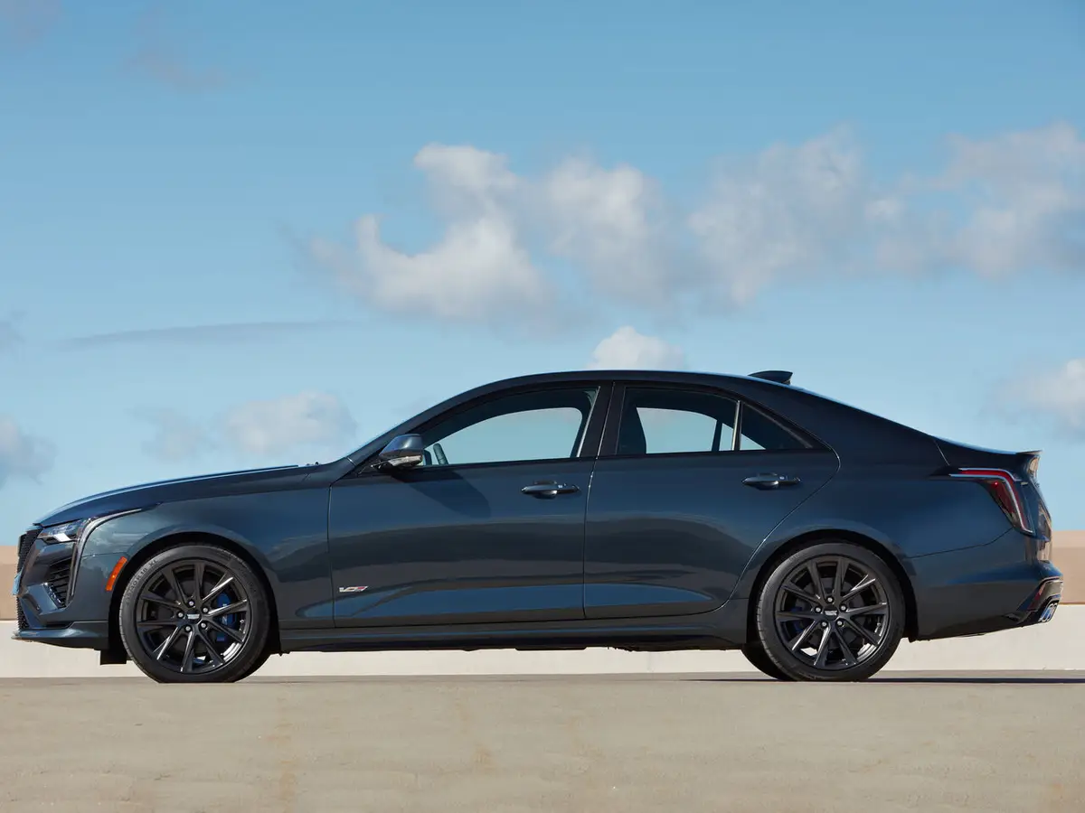 Cadillac CT4-V I