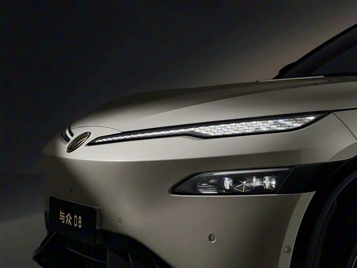 Volkswagen ID.Unyx 08 I