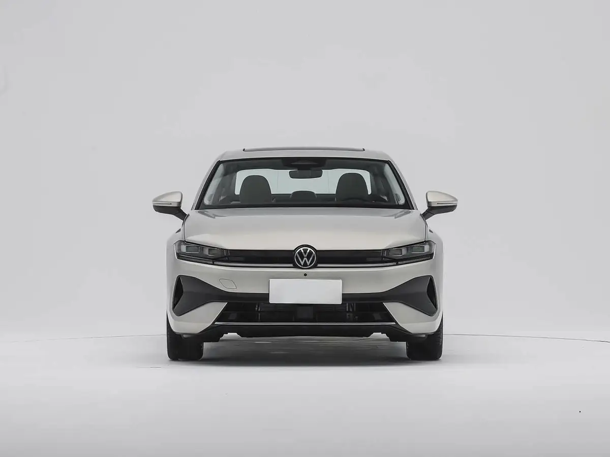 Volkswagen Sagitar IV