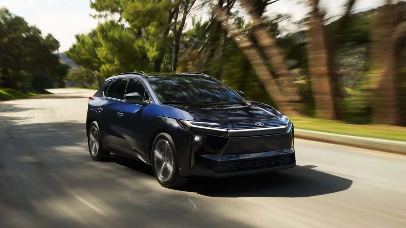 Toyota bZ: Electricity for Those Who Choose Pragmatism Over Emotion